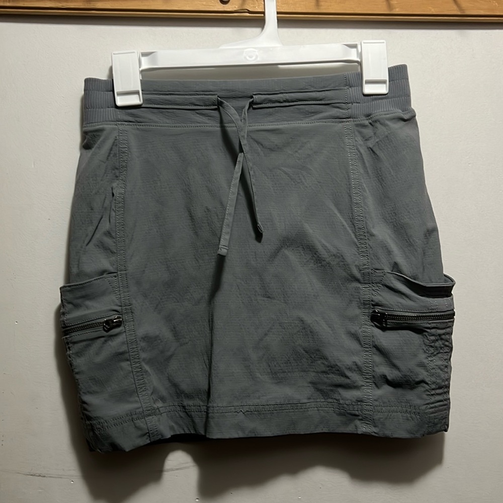 Athletic skirt size 4. Athleta